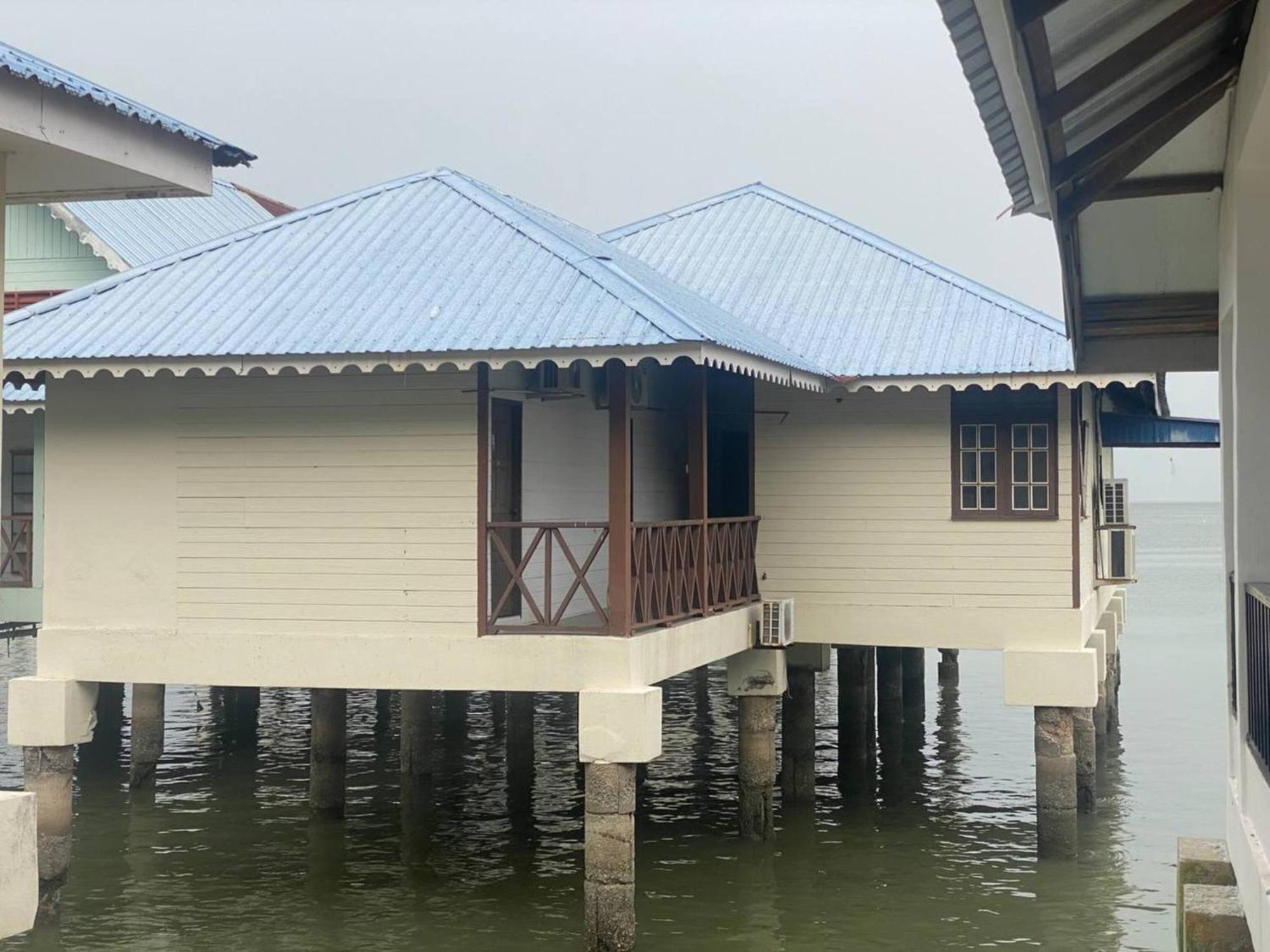 Capital O 91118 Chalet Seri Idaman Bayan Lepas Exterior photo