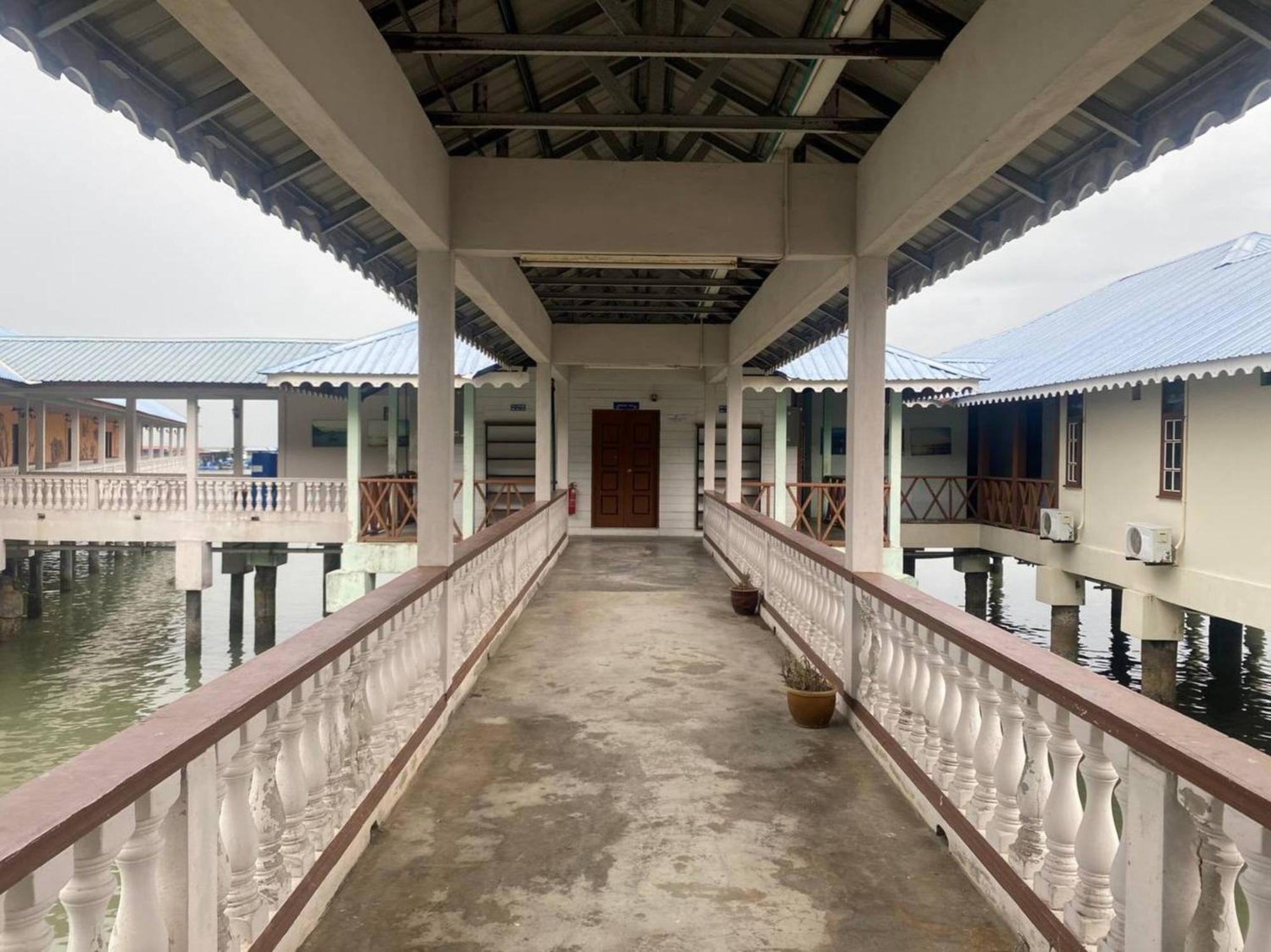 Capital O 91118 Chalet Seri Idaman Bayan Lepas Exterior photo